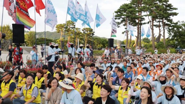 [8.12] 마트노조, 홈플러스 정상화 투쟁문화제_민주노총 26기 중앙통일선봉대 결합