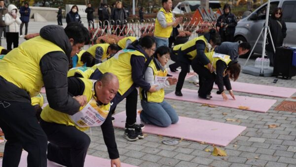 [11.17] “홈플러스 사태 해결, 정부가 즉각 나서라!” 노숙 단식 농성 - 10일차
